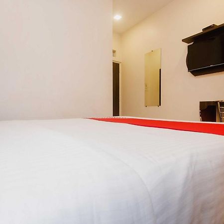 Fabexpress Bently Palace Mumbai Ngoại thất bức ảnh