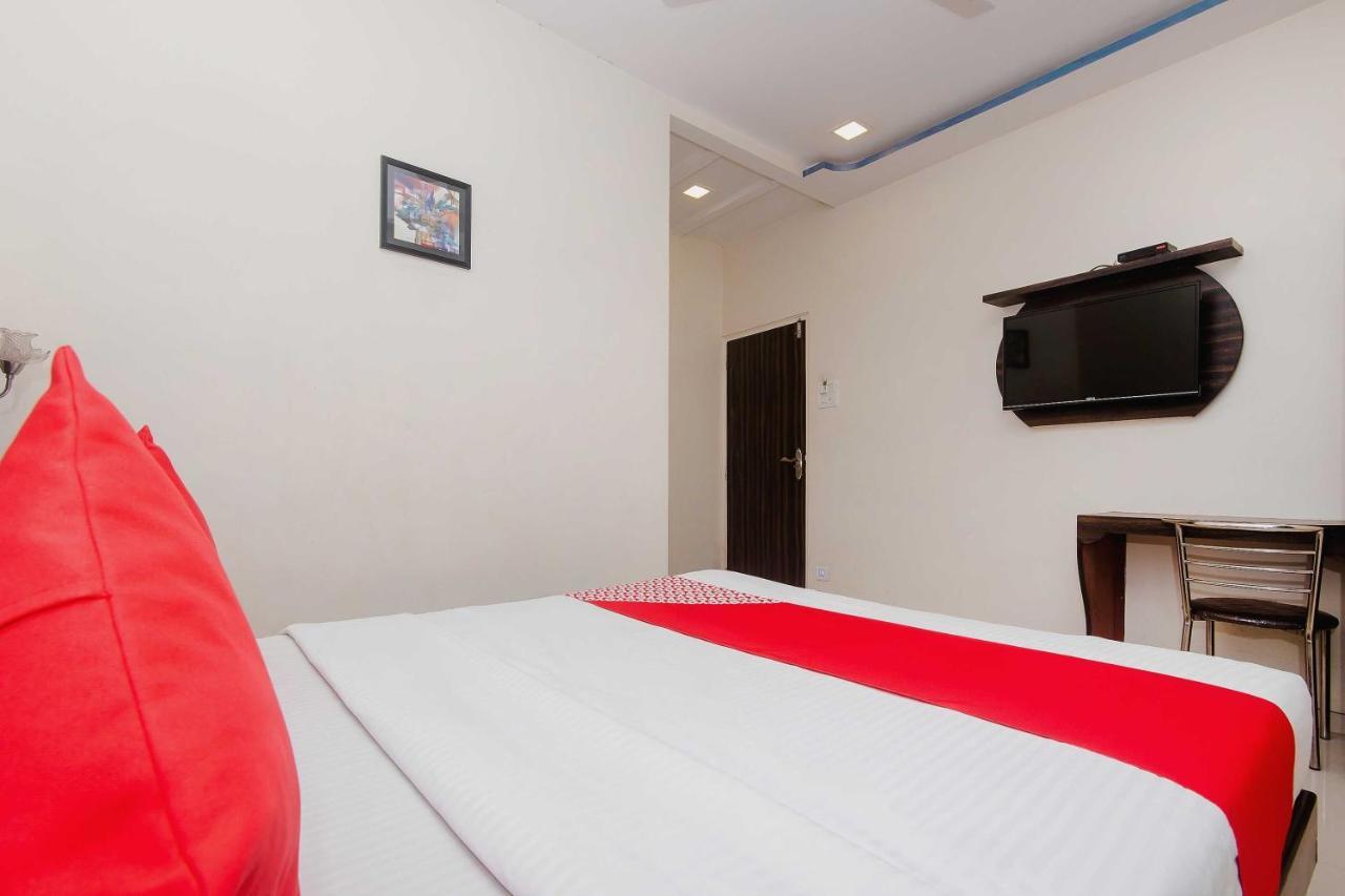 Fabexpress Bently Palace Mumbai Ngoại thất bức ảnh